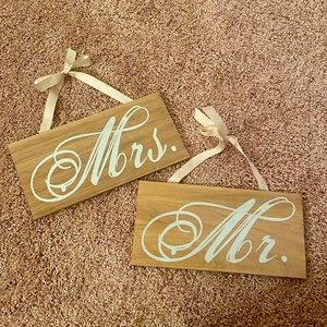 Mr. & Mrs. Wooden signs